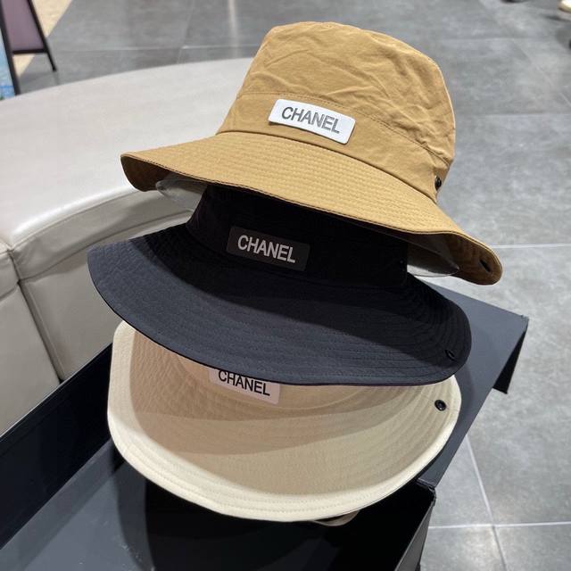 Chanel香奈儿 新款大沿高级感小香风渔夫帽 遮阳又超好搭配 出街单品